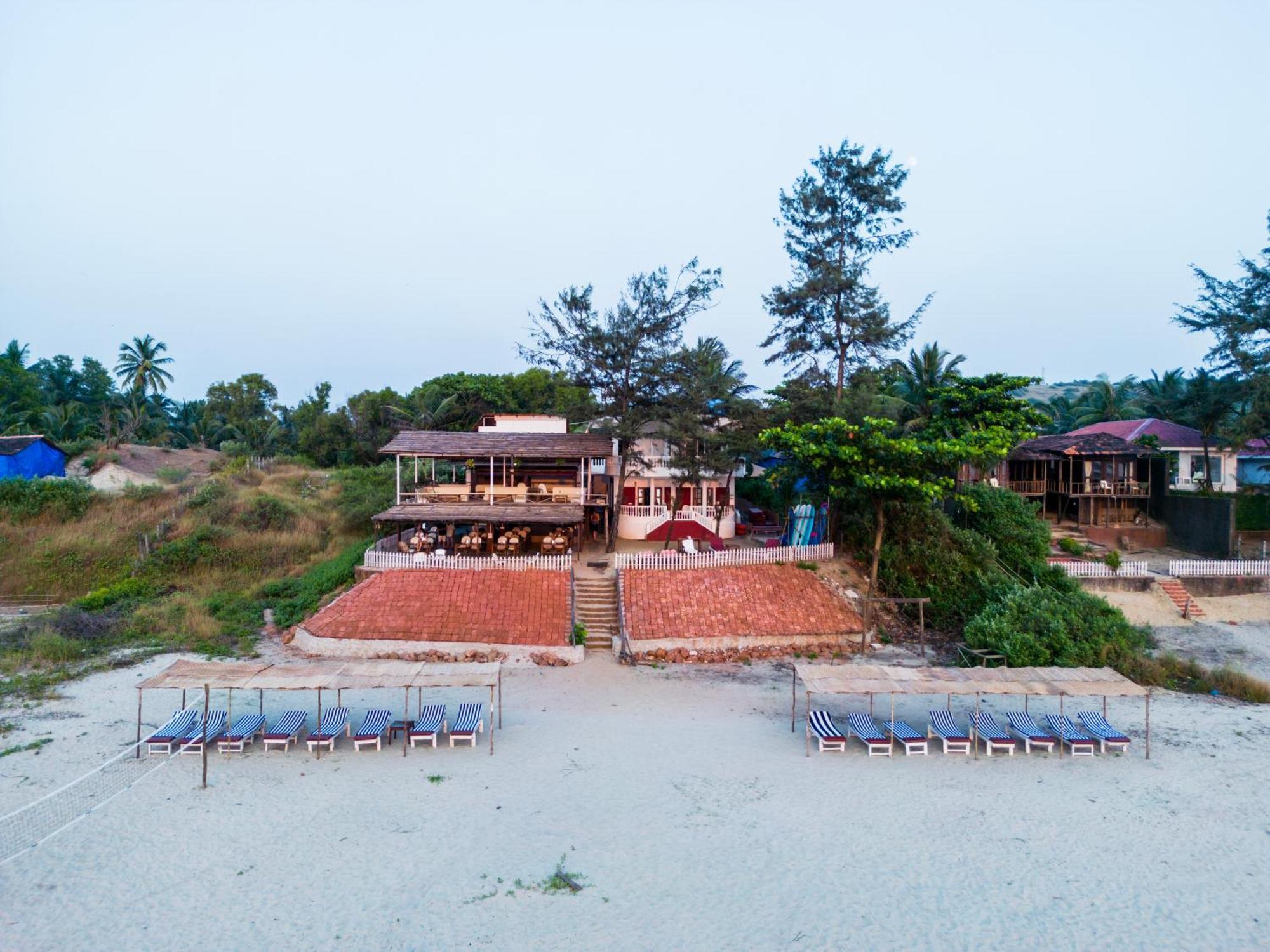 Woodpegger By The Beach, Mandrem Extérieur photo